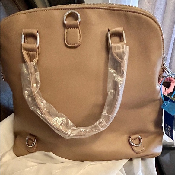 Backpack - Picture 1 of 2